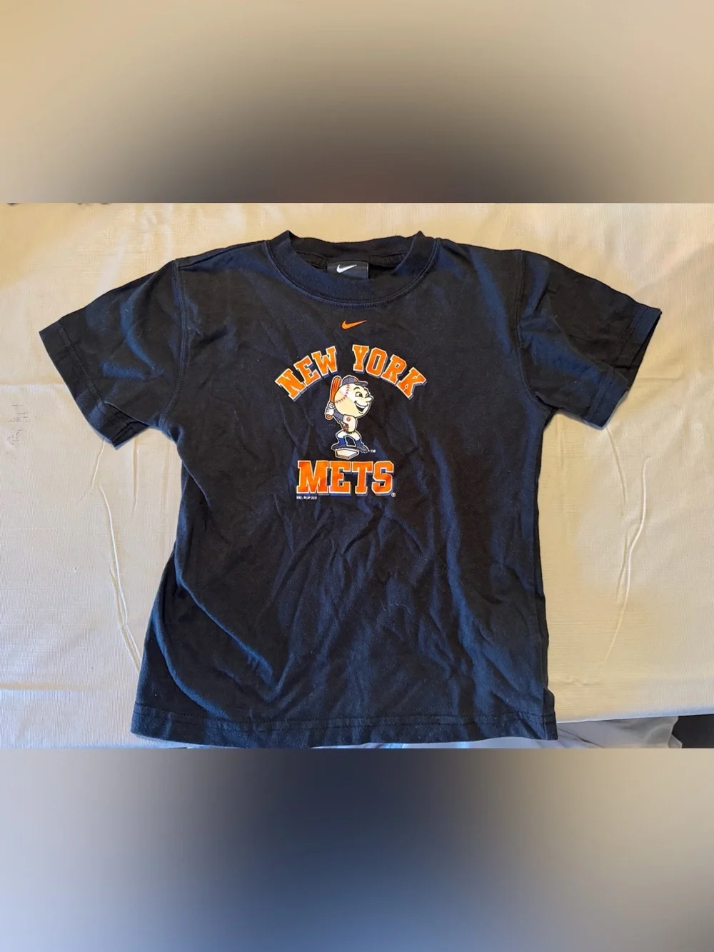 Nike Kids Black New York Mets Graphic Tee with Orange Accents ⚾️
